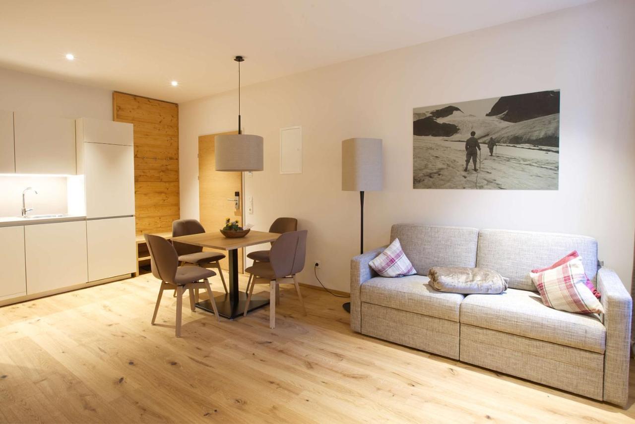 Adler Alpen Apartments Schruns Quarto foto